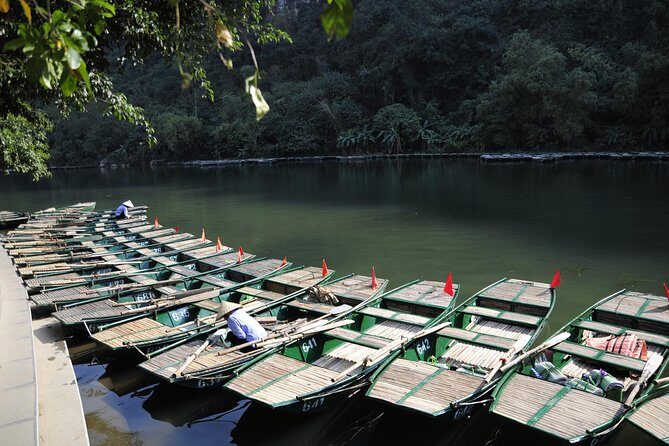 Ninh Binh Photo Explorer - Transportation, Timing, and Value