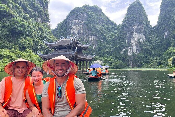 Ninh Binh Private Day Trip from Hanoi Bai Dinh Trang An Mua Cave - Authentic Experiences and Practical Tips