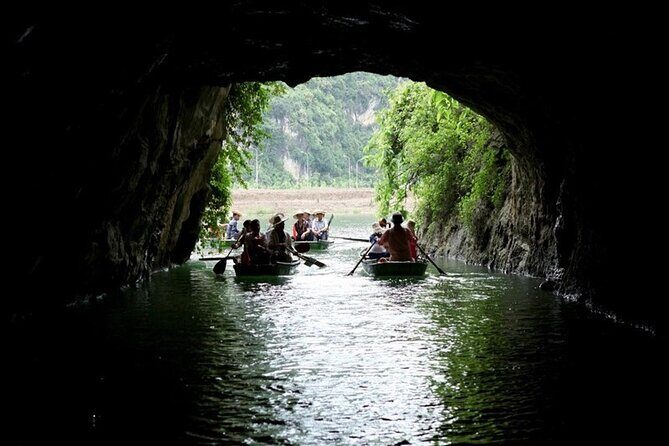 Ninh Binh Tour: Deluxe & Small Group Tam Coc Hoa Lu - Boat, Biking, Buffet Lunch - Who Is This Tour Best For?