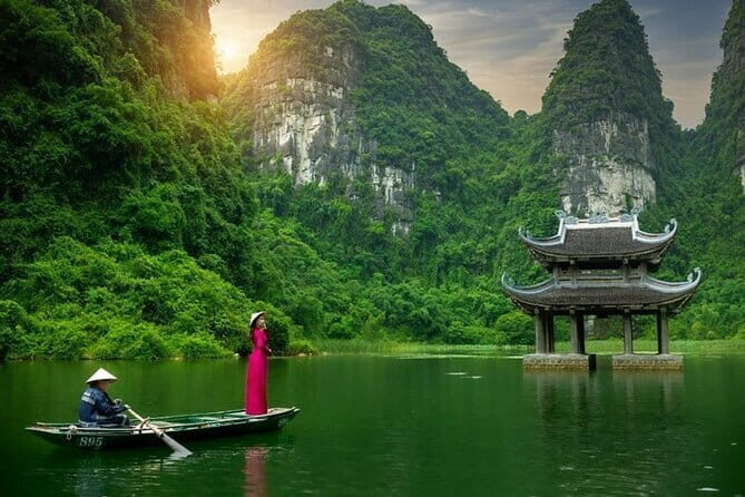 Ninh Binh - Trang An - Hoa Lu Full Day Trip Buffet Lunch - Key Points