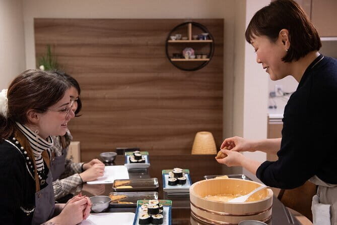Nishiki Market, Private Sushi class & Sake Tasting in Townhouse - Practical Insights & Value