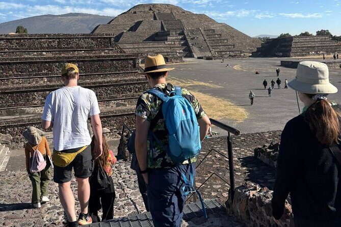 NO CROWDS Teotihuacan Pyramid Morning Tour Without Tourist Traps - The Pickup & Journey: Starting Early for Peace & Quiet