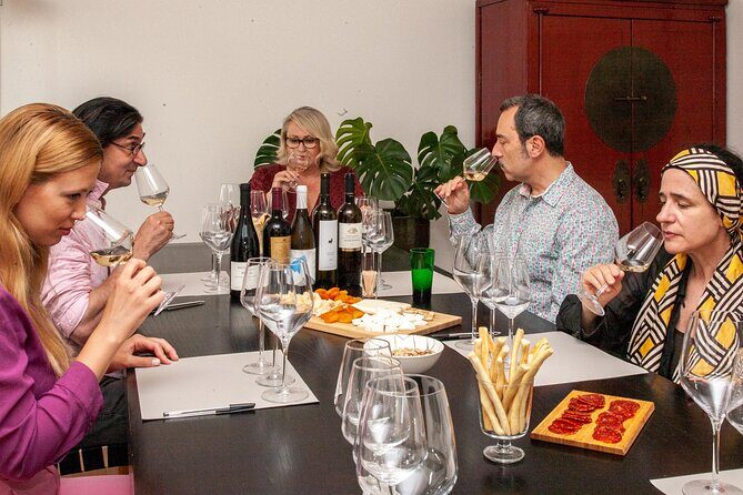Noble Greeks Acropolis Wine Tasting with Private Sommelier - Why This Tour Works Well