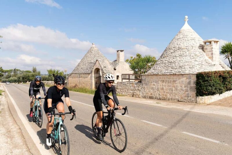 Noci: Bicycle Rental with App Navigation to Alberobello - The Value of This Experience