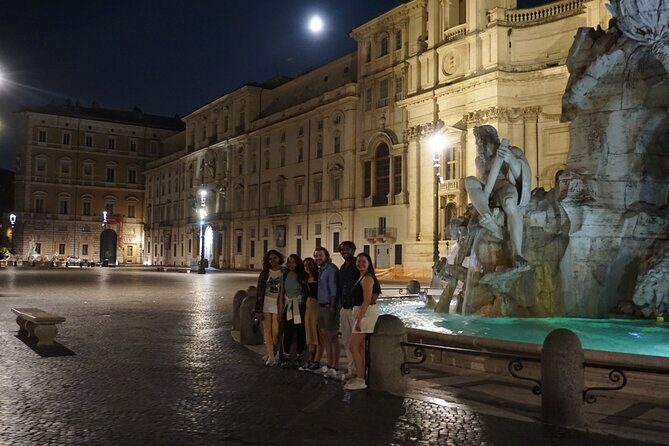 Nocturnal Rome Golf Cart / E-Calessino Tour - Comfort and Convenience