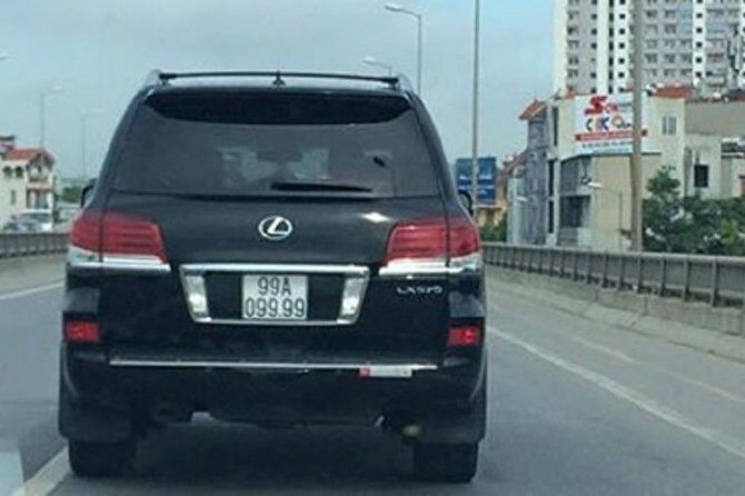 Noi Bai Airport Luxury Car 7 seats private transfer to Hanoi central from Hanoi - Key Points