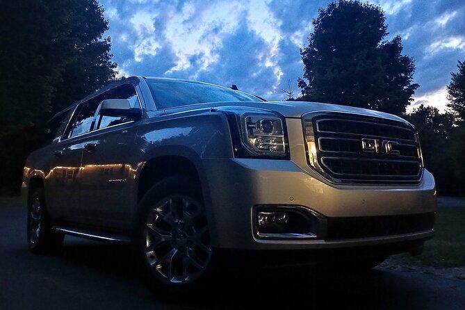 NON-BUS 2 couple / 4 person Traverse City Old Mission Wine Tour - An In-Depth Look at the Traverse City Old Mission Wine Tour