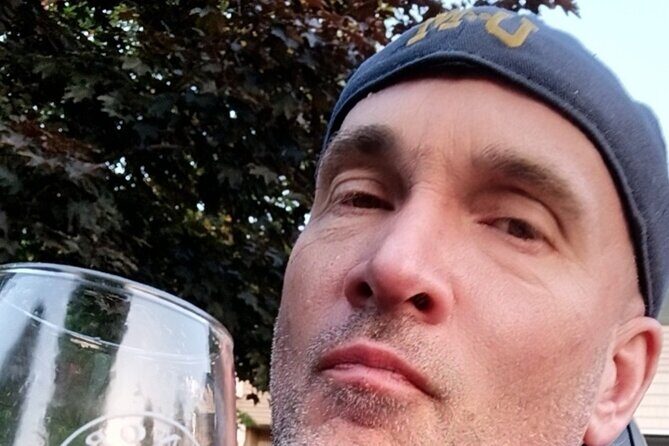 NON BUS Traverse City Fine Red Wine Tasting Tour - What Reviewers Say