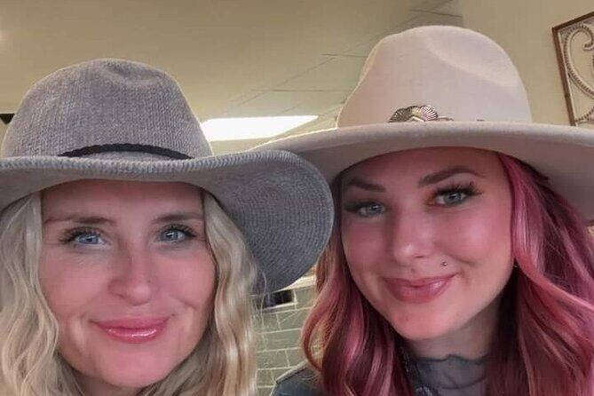 Non Bus Traverse City Leelanau Peninsula Sunset Wine Tour - Why This Tour Stands Out