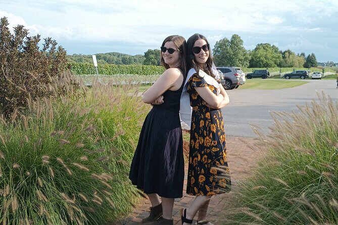 NON BUS Traverse City Singles Mingle Sunset Wine Distillery Tour - FAQ