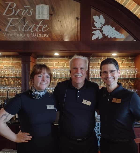 NON BUS VIP Cadillac Escalade Old Mission Traverse Wine Tour - The Value of the Tour