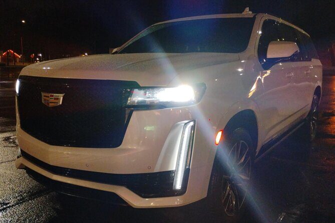 NON BUS VIP Cadillac Escalade Traverse City Old Mission Wine Tour - Who Should Consider This Tour?