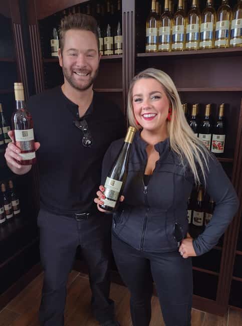 NON BUS VIP GMC YUKON Old Mission Traverse City Wine Tour - An In-Depth Look at the Experience