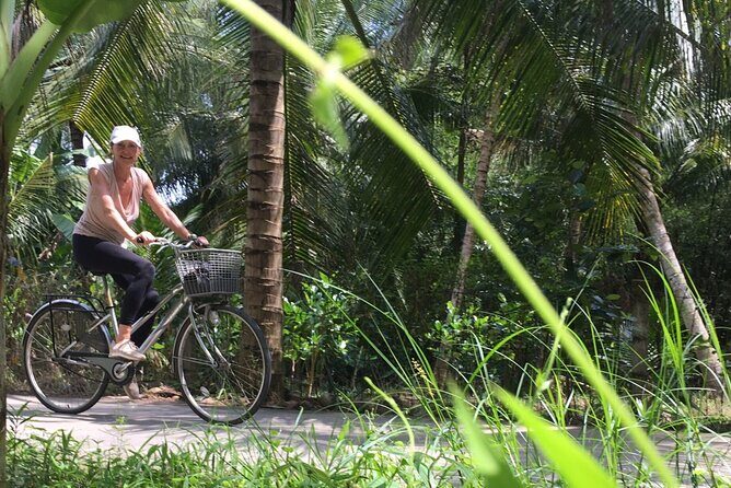 Non touristy - Lunch at Local House - A Day to Mekong with Biking - Transportation and Guide Quality