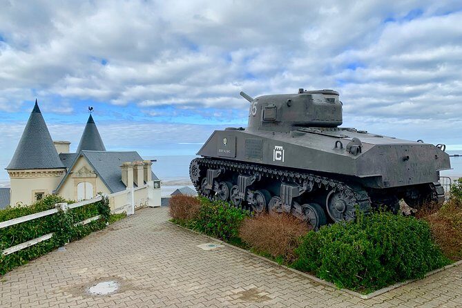 Normandy Battlefields D-Day Private Trip with VIP Services from Paris - FAQ