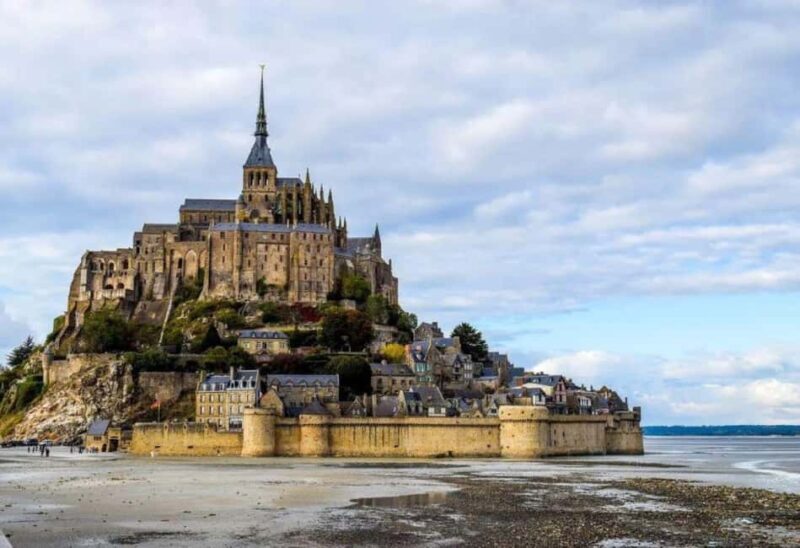 Normandy: Explore The Historical sites of D-Day - A Closer Look at the Normandy D-Day Experience