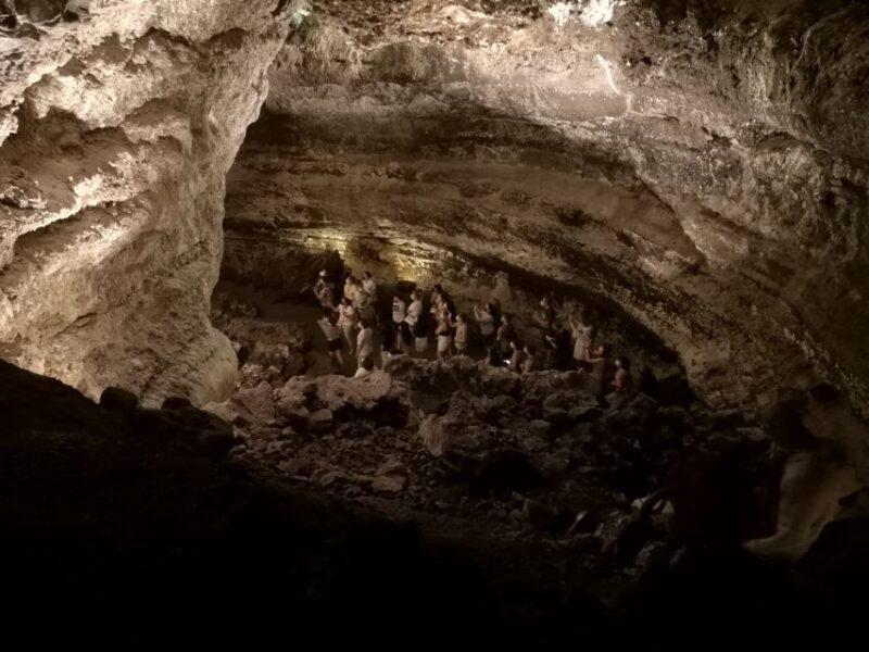 North Lanzarote: Cave, Jameos del Agua, and Viewpoint - An In-Depth Look at the Tour Experience