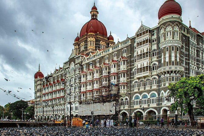 North Mumbai City Tour in Private Vehicle - The Sum Up