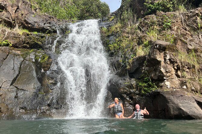 North Shore day,Waterfalls and Turtles Tour - A Full Breakdown of the Tour Experience