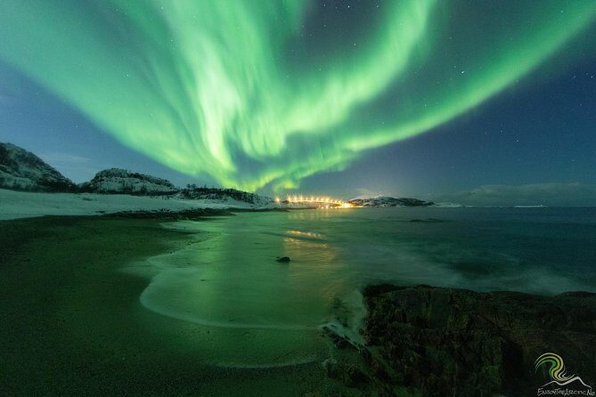 Northern Lights by Minibus. Photos Under the Lights included. Tromso - The Sum Up