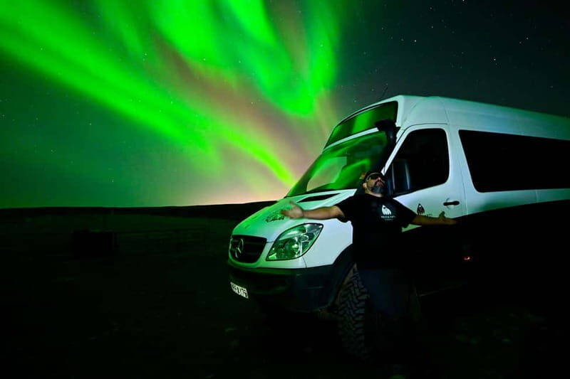 Northern Lights & Hot Choco: Private 4x4 Tour from Reykjavik - Key Points