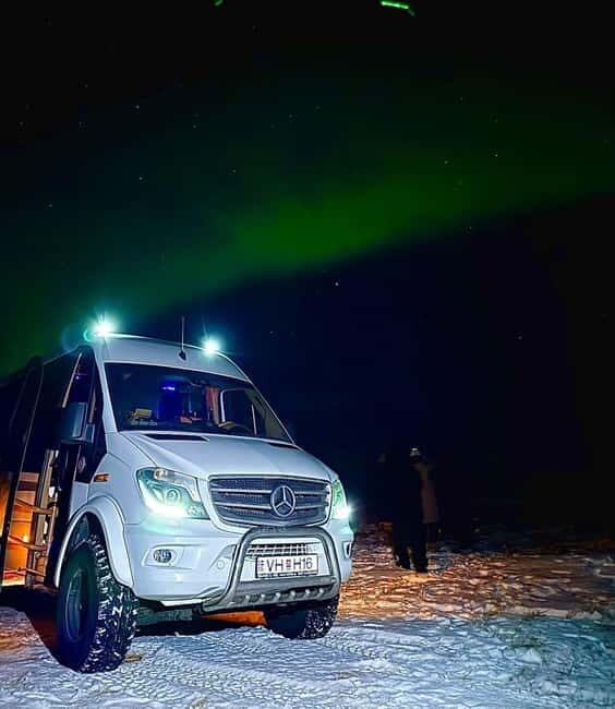 Northern Lights & Hot Choco: Private 4x4 Tour from Reykjavik - The Value Proposition: Is It Worth It?