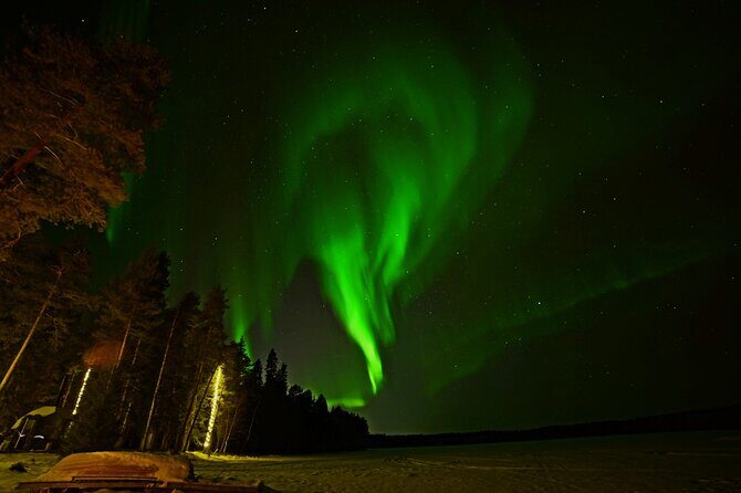 Northern Lights Hunting in Lappish old cottage - Pricing and Value