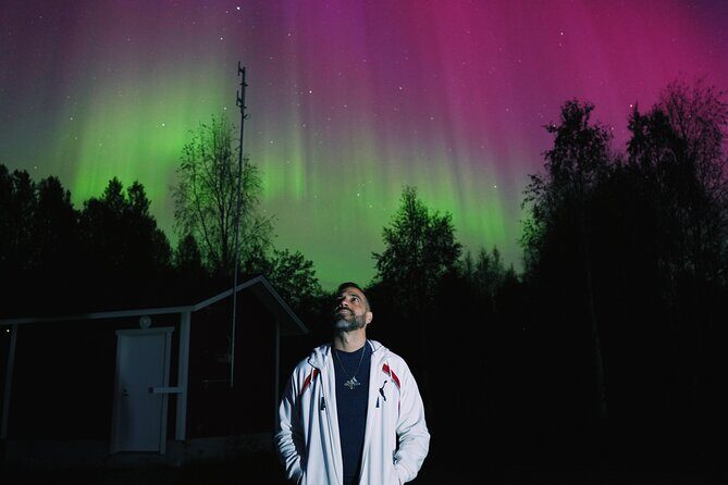 Northern lights hunting photo tour with bbq; small groups - Northern Lights Hunting Photo Tour with BBQ: A Practical and Authentic Arctic Adventure