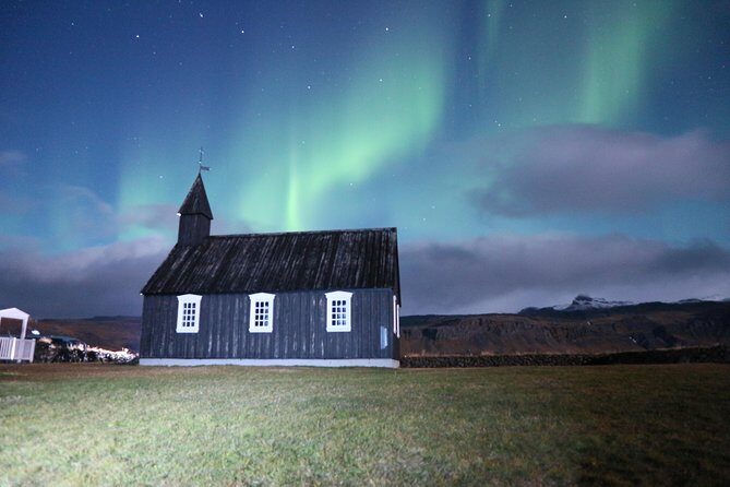 Northern Lights Midnight Adventure from Reykjavík - Who Will Love This Tour?