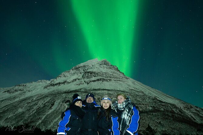 Northern Lights Minibus Chase - Who Would Love This Tour?
