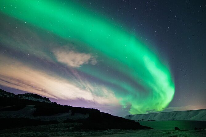 Northern Lights Minibus Tour with Hot Cocoa, Blankets & Photos - FAQs