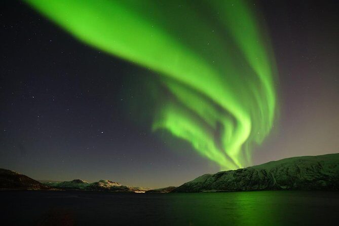 Northern lights - TeslaX Ecofriendly Car - Who is This Tour Best For?