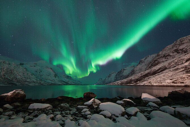 Northern Lights Tour with Local Guide and Photos - Why This Tour Stands Out