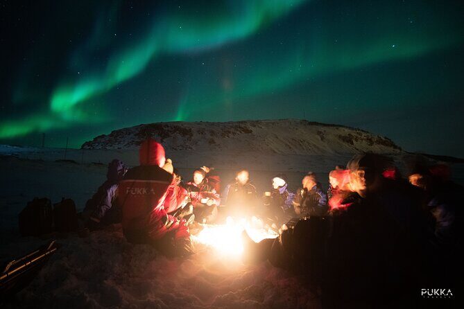 Northern Lights x Mini Bus Chase - A Detailed Look at the Northern Lights x Mini Bus Chase