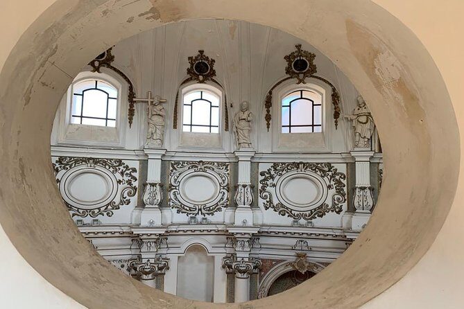 Note: The Timeless Charm of Baroque Beauty - A Deep Dive into the Tour Experience