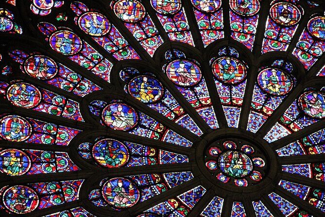 Notre Dame Cathedral Outdoor Walking Tour - Key Points