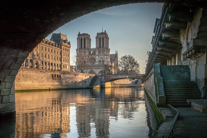 Notre Dame Cathedral Outdoor Walking Tour - Who Should Consider This Tour?