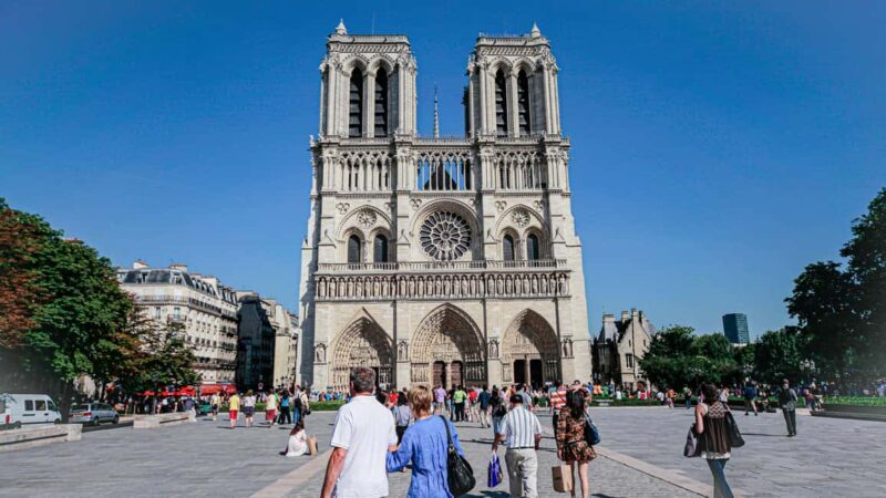 Notre Dame Cathedral :Reserved Access, Cruise & Outside Tour - An Introduction to the Notre-Dame Experience