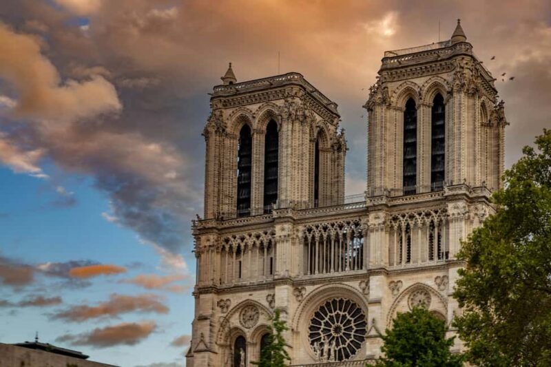Notre-Dame Cathedral with reserved access and exterior Tour - Considerations and Potential Drawbacks
