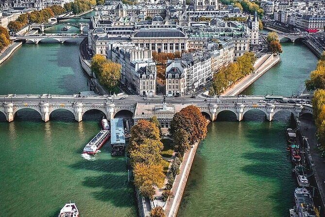 Notre Dame de Paris Outdoor Tour with Interior Visit Option - Reviews: Honest Perspectives