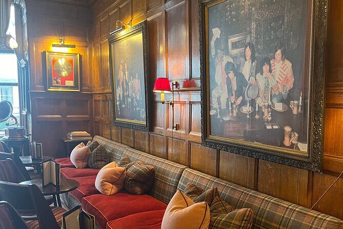 Notting Hill Walking Tour with Cream Tea - The Royal Parks and Royal History