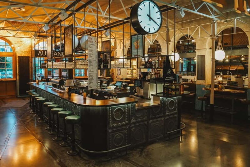 Number by number to Leipzig legend: the bingo evening with heart & home! - Who is this experience best suited for?