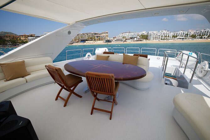 Number Juan 100ft Yacht Azimut Rental - The Reviews Speak for Themselves