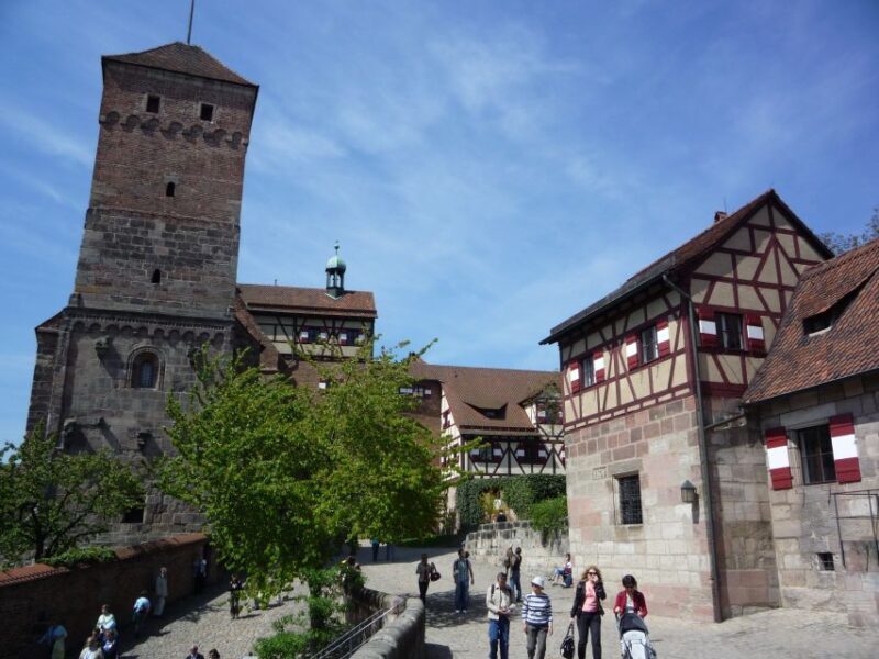 Nuremberg 2-Hour Old Town Highlights Walking Tour in English - The Sum Up