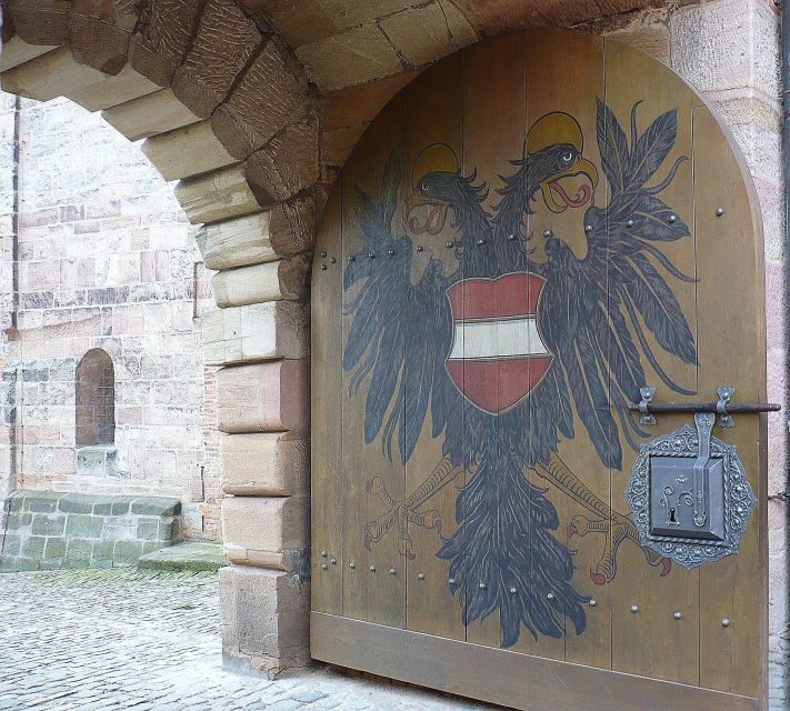 Nuremberg 2-Hour Old Town Highlights Walking Tour in English - FAQ