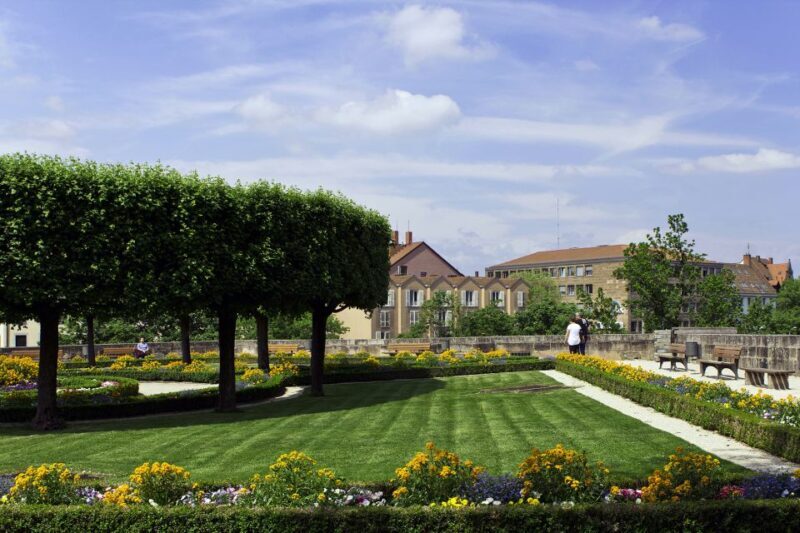 Nuremberg: Old Town Guided Walking Tour - Key Points