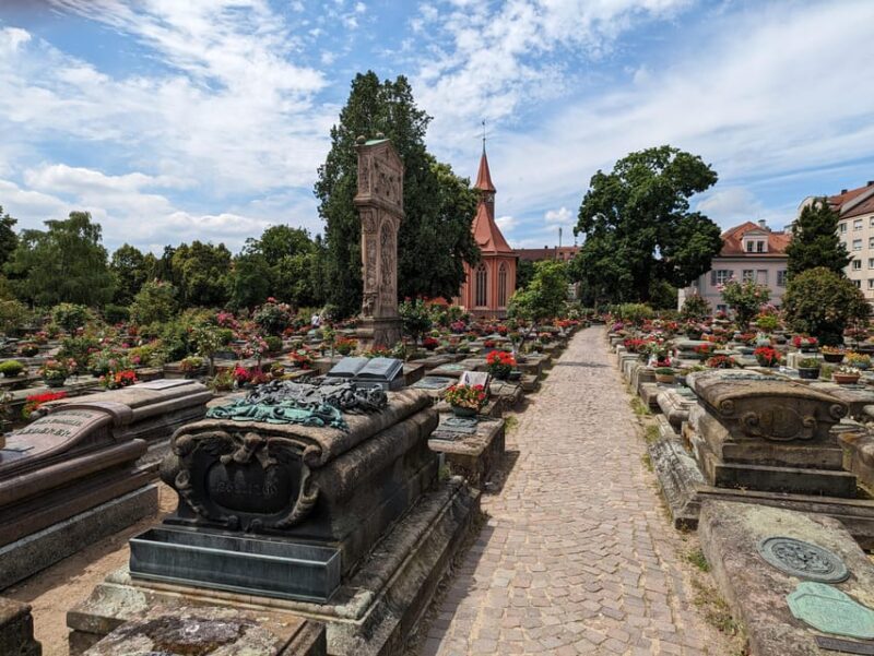 Nuremberg: St. Johannis Friedhof &Hesperidengärten IN GERMAN - Exploring the Tour in Detail