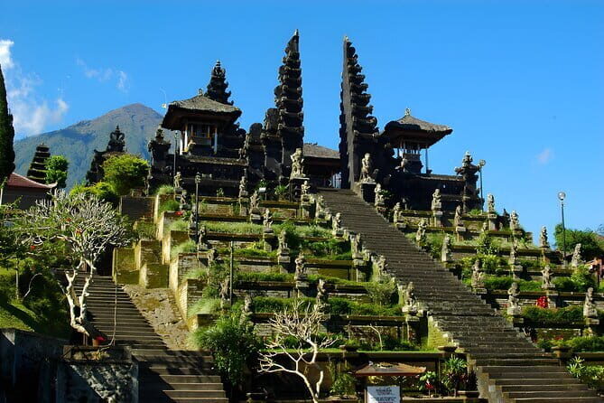 Nusa Penida Private Full Day West Island Tour From Bali - FAQ