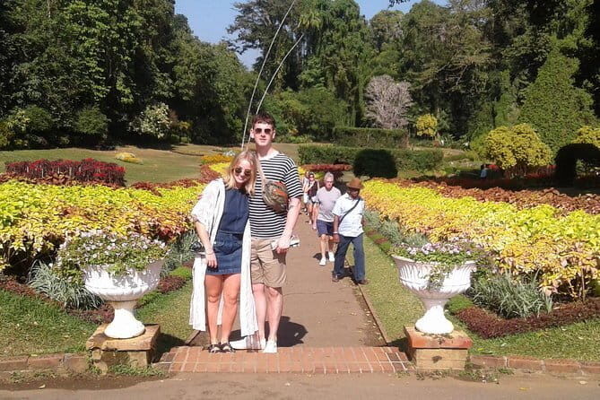 NuwaraEliya & Kandy 2 Days Private Tour - Key Points