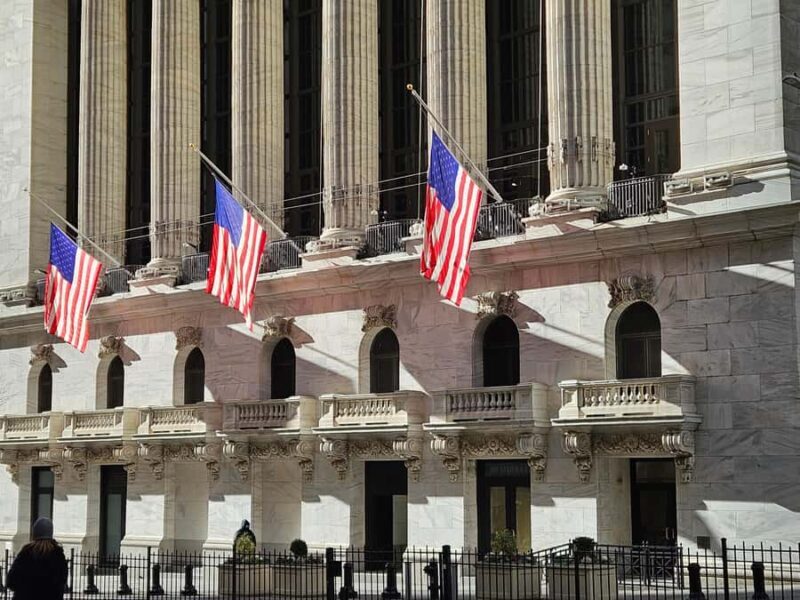 NYC: 9/11 Memorial, Wall Street, and Seaport Guided Tour - FAQ